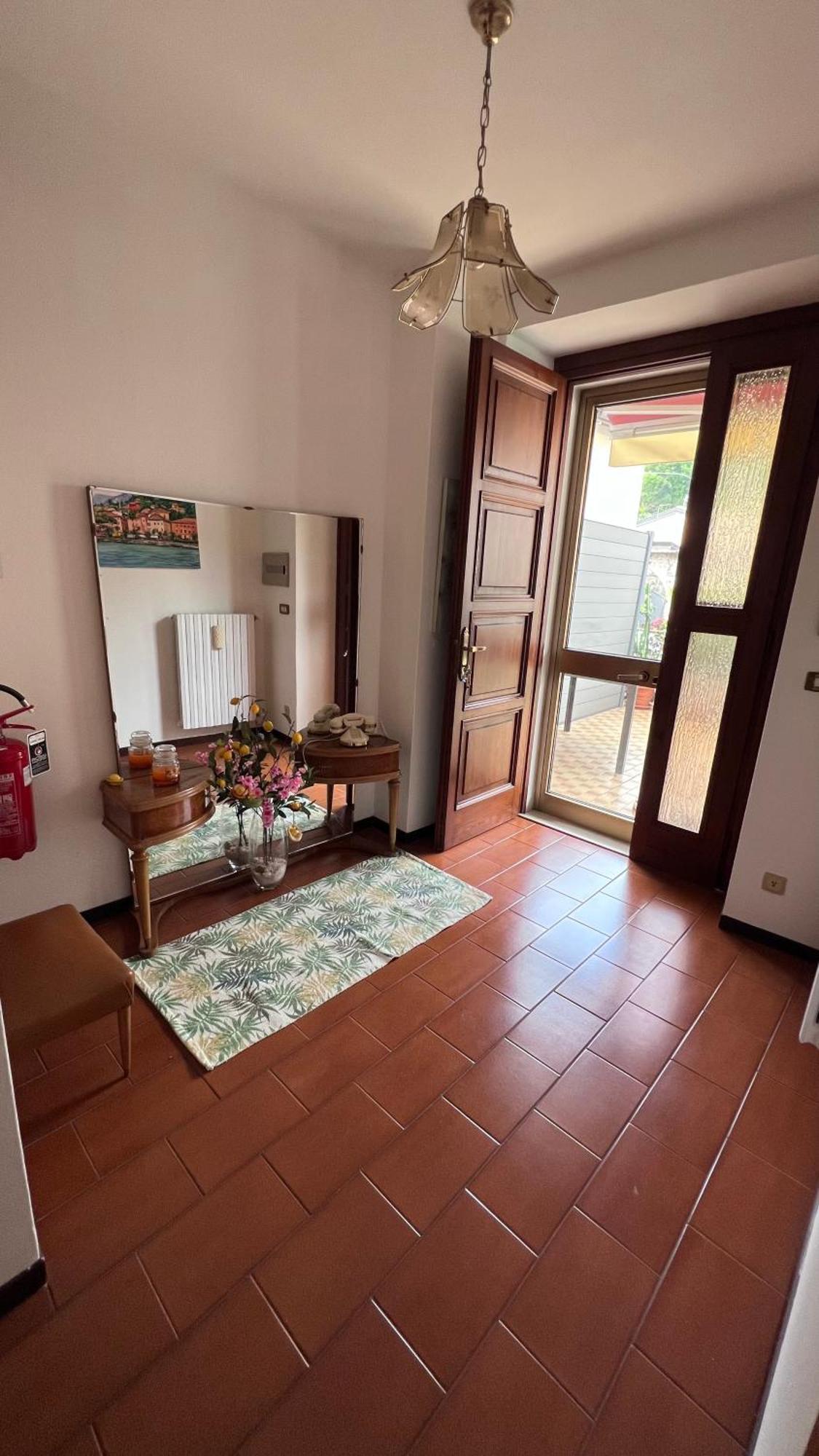 Casa Caterina 2 Storey House, With A Mountain View Toscolano Maderno Exterior photo